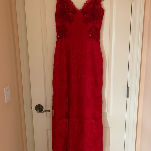 Márchesa Notte Red Lace Dress